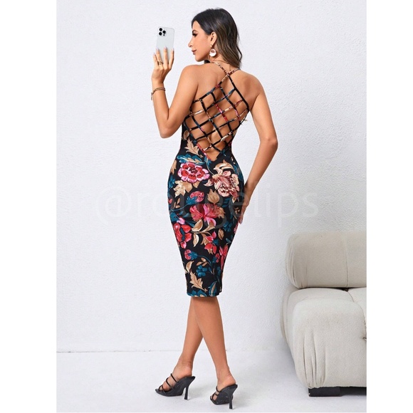 Floral Pattern Black Slim Dress Knee Length Criss Cross Open Back - Picture 6 of 8